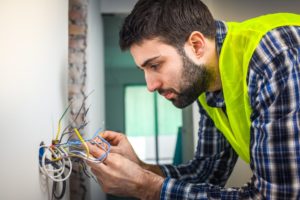 How to Choose a Quality Electrician